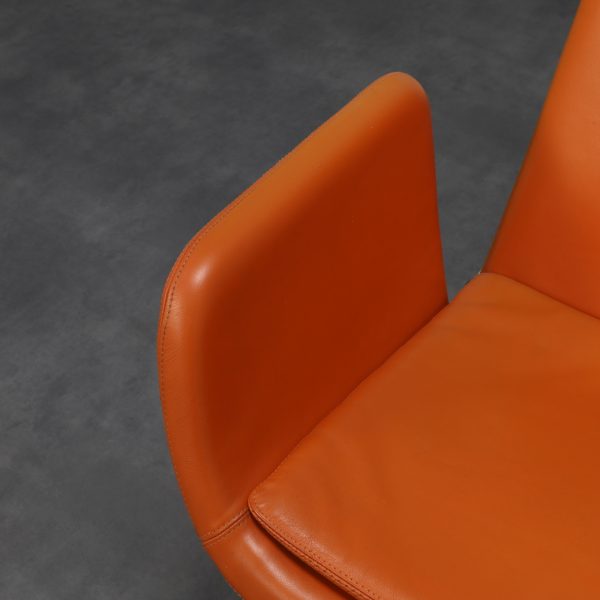 Lounge Chair "Milord" in Leather Alfredo Häberli Zanotta - Image 8